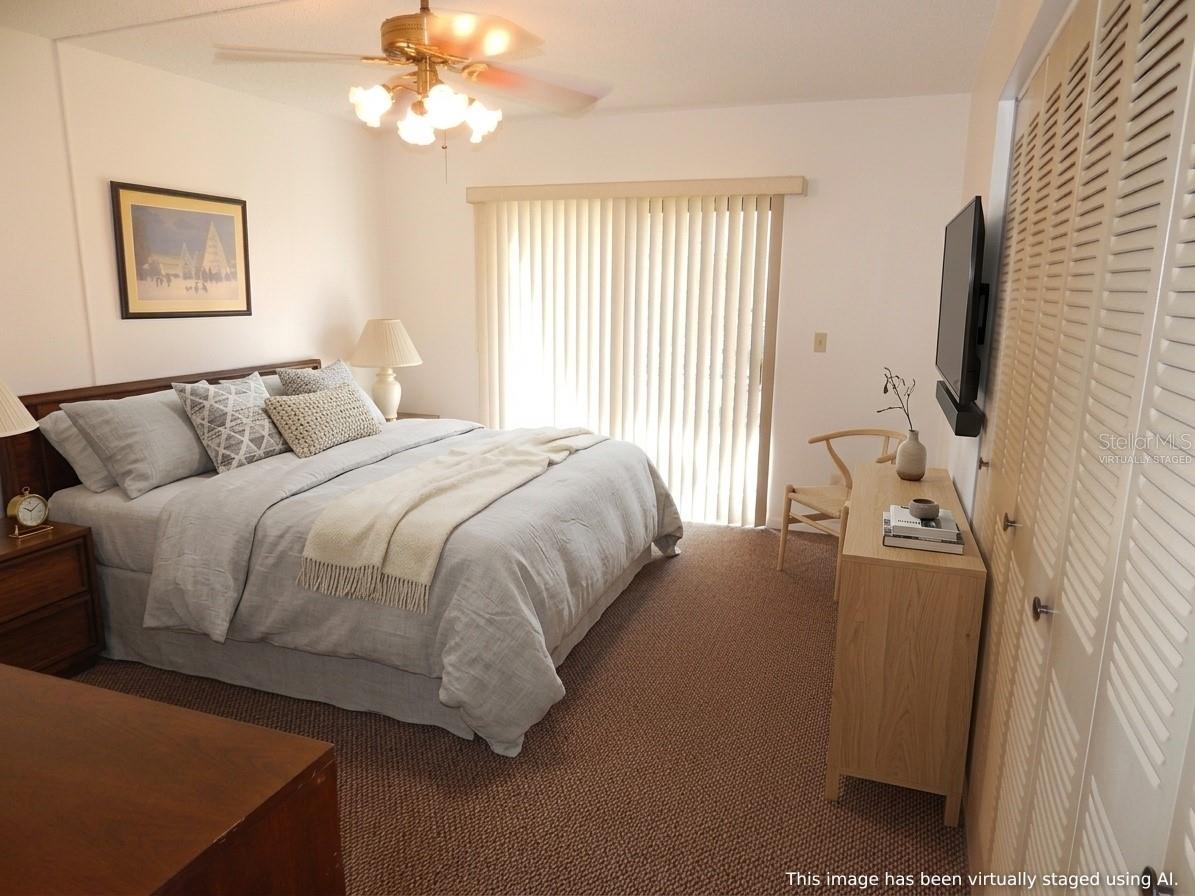 215 La Casa #215 Property Photo 5