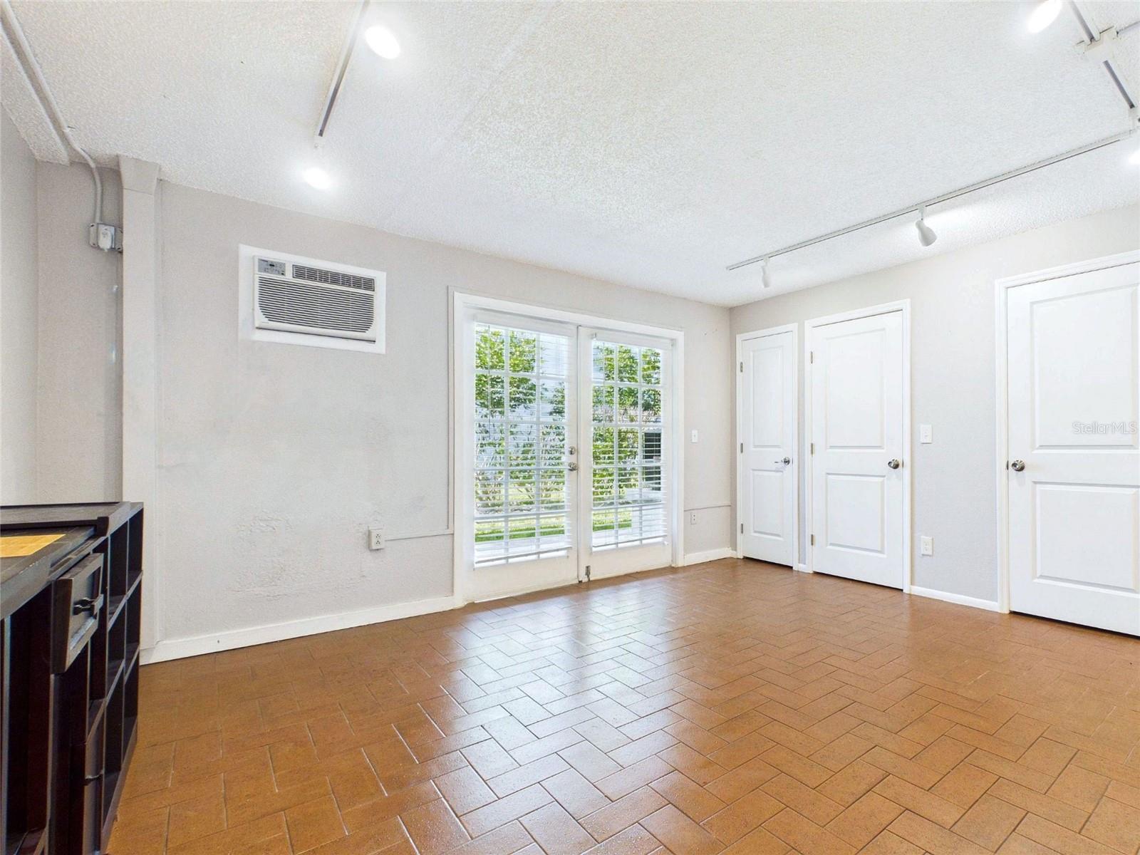 745 Pinellas Bayway S #202 Property Photo 38