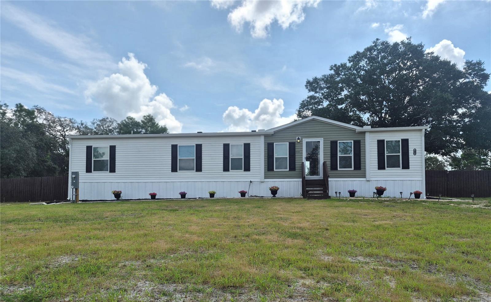 8128 Weeping Willow St Property Photo 1