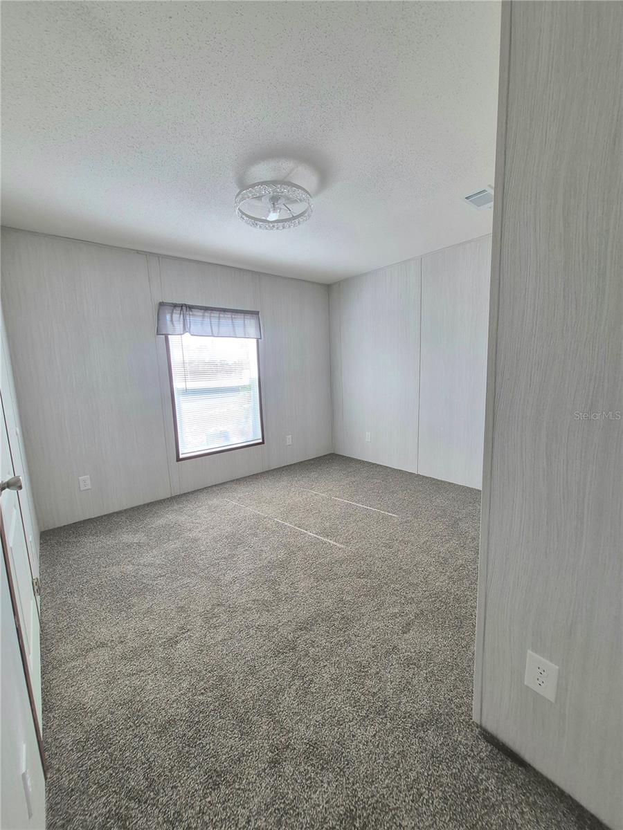 8128 Weeping Willow St Property Photo 12