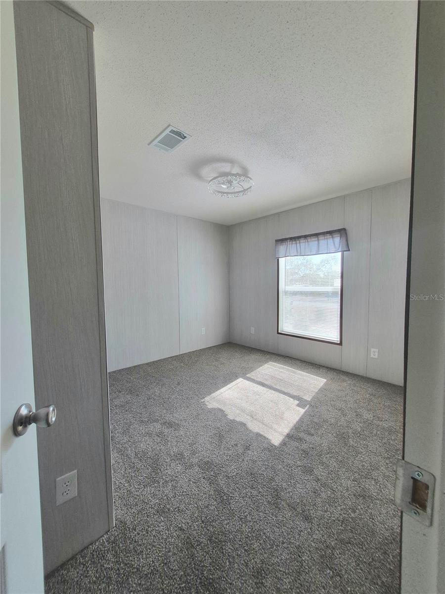 8128 Weeping Willow St Property Photo 15