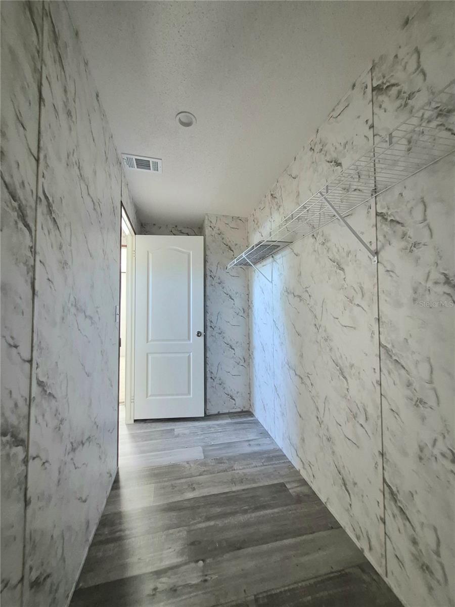 8128 Weeping Willow St Property Photo 22