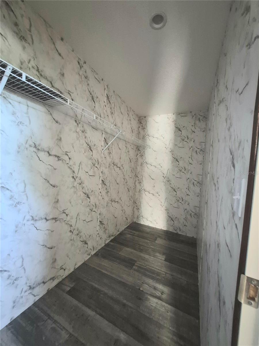 8128 Weeping Willow St Property Photo 23