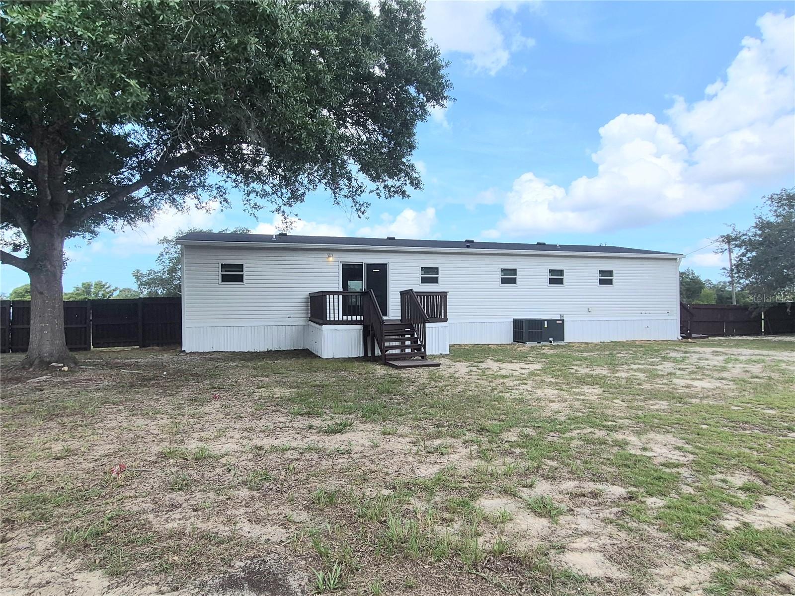 8128 Weeping Willow St Property Photo 29