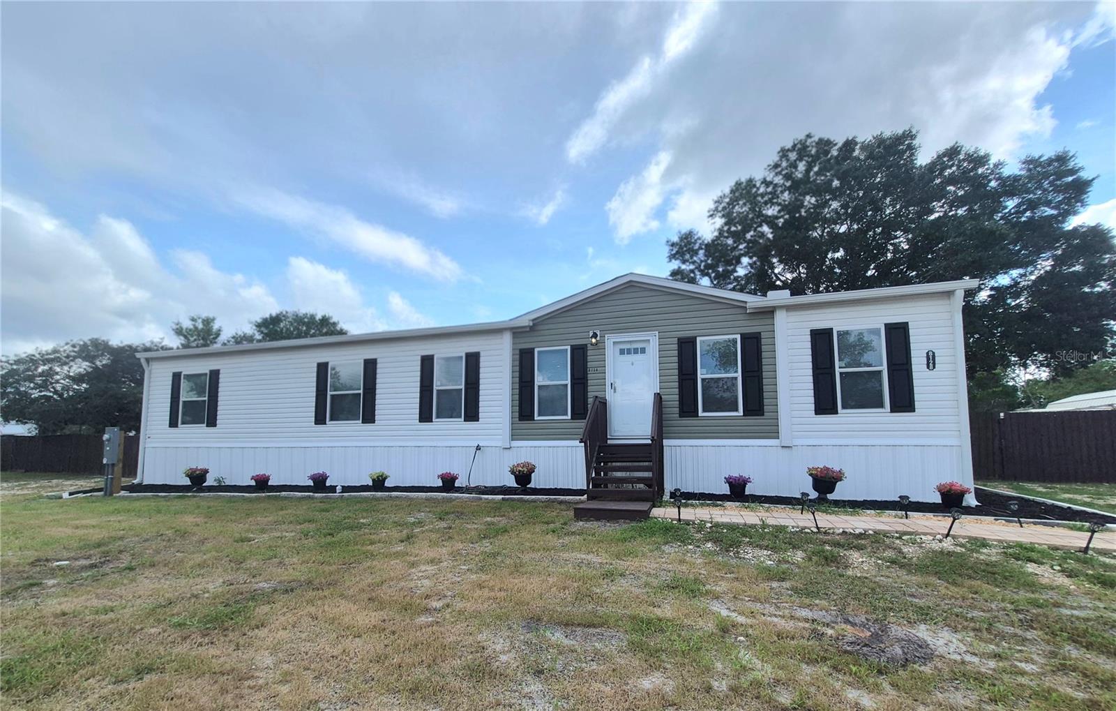 8128 Weeping Willow St Property Photo 33