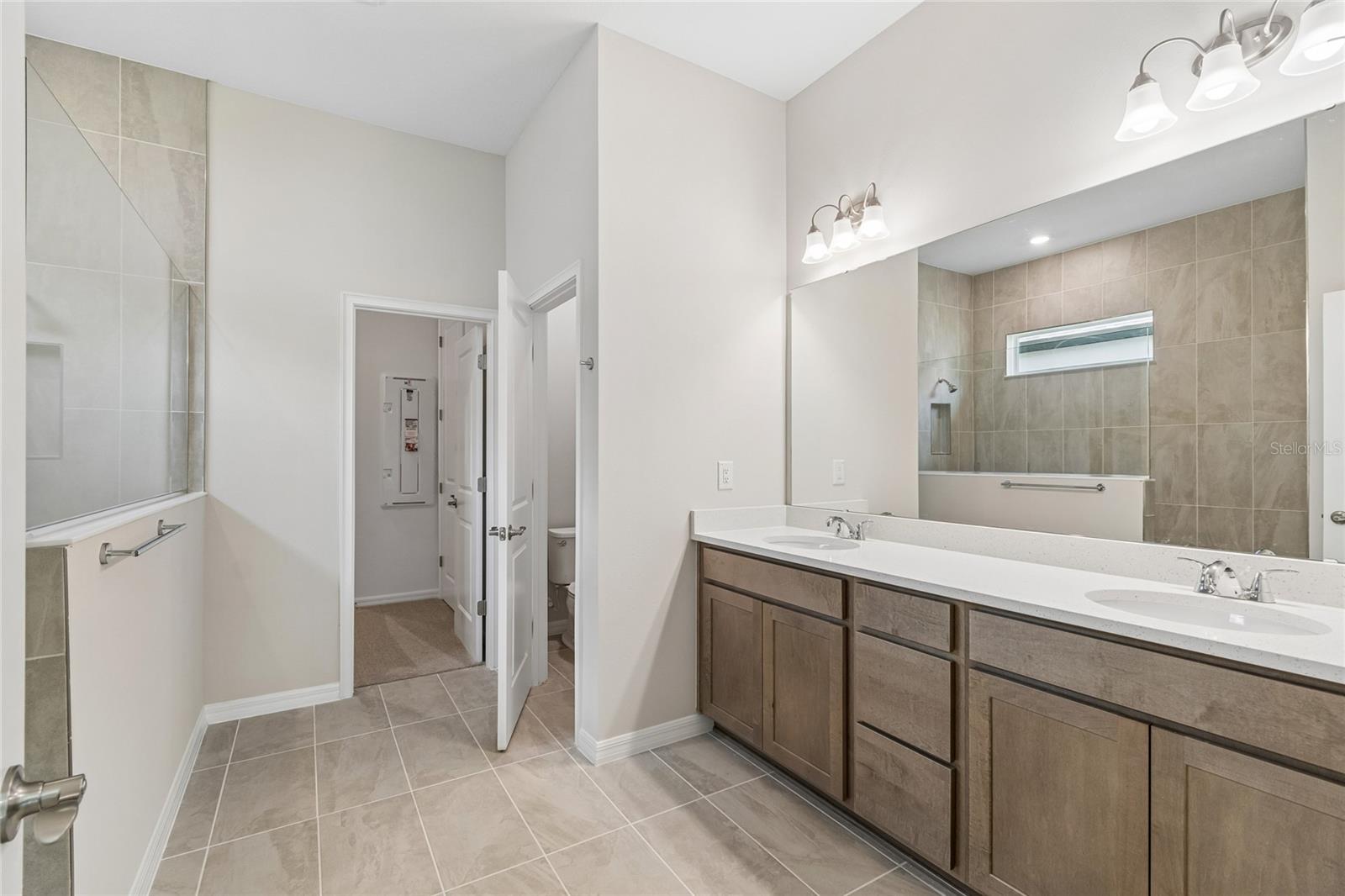 12610 Kelly Ann Loop Property Photo 16