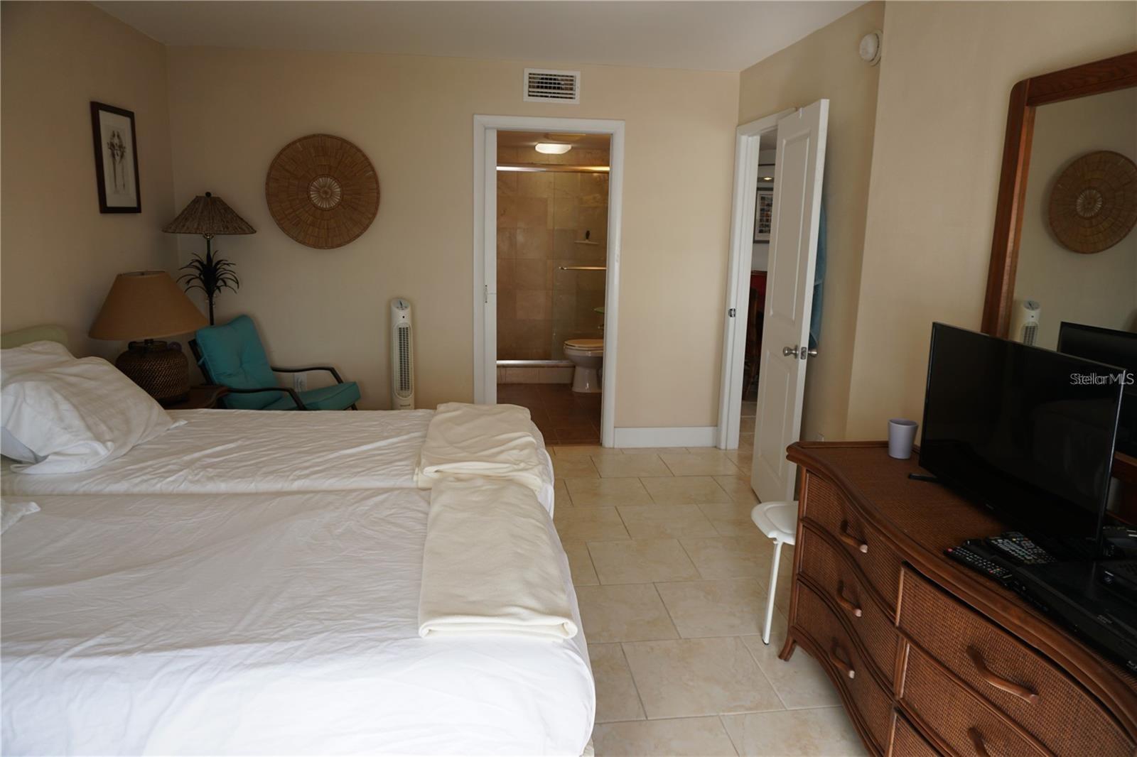 5900 Shore Blvd S #402 Property Photo 16