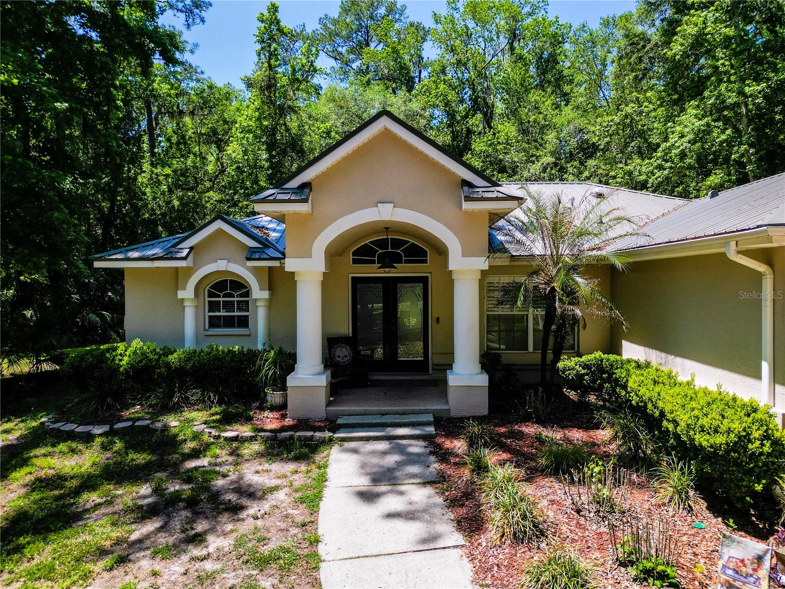 5215 Cedar Ln Property Photo 4