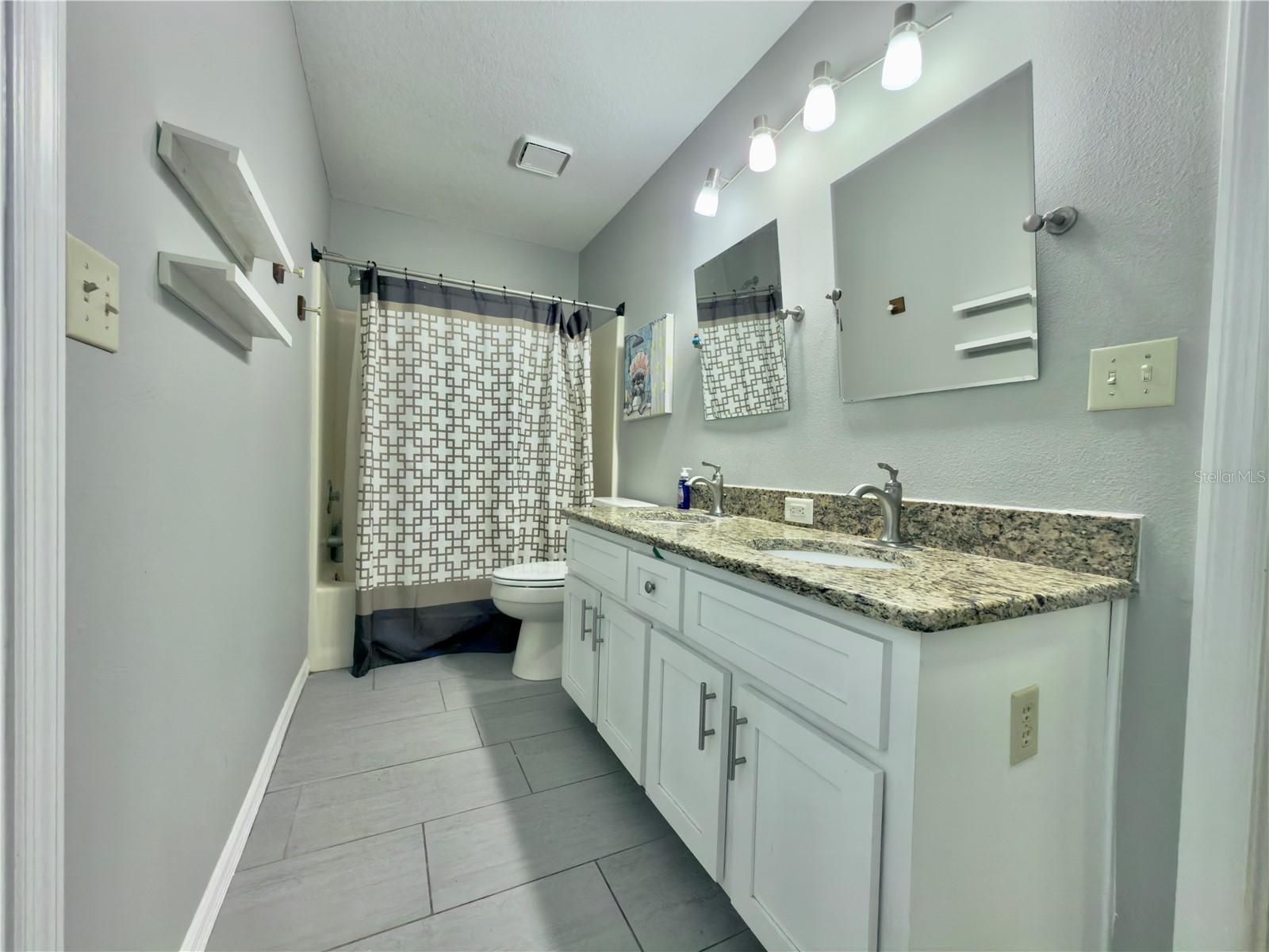 5215 Cedar Ln Property Photo 18