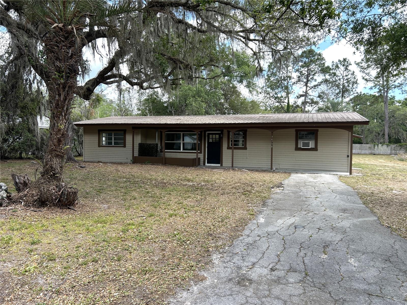 34798 Evergreen Way Property Photo 2