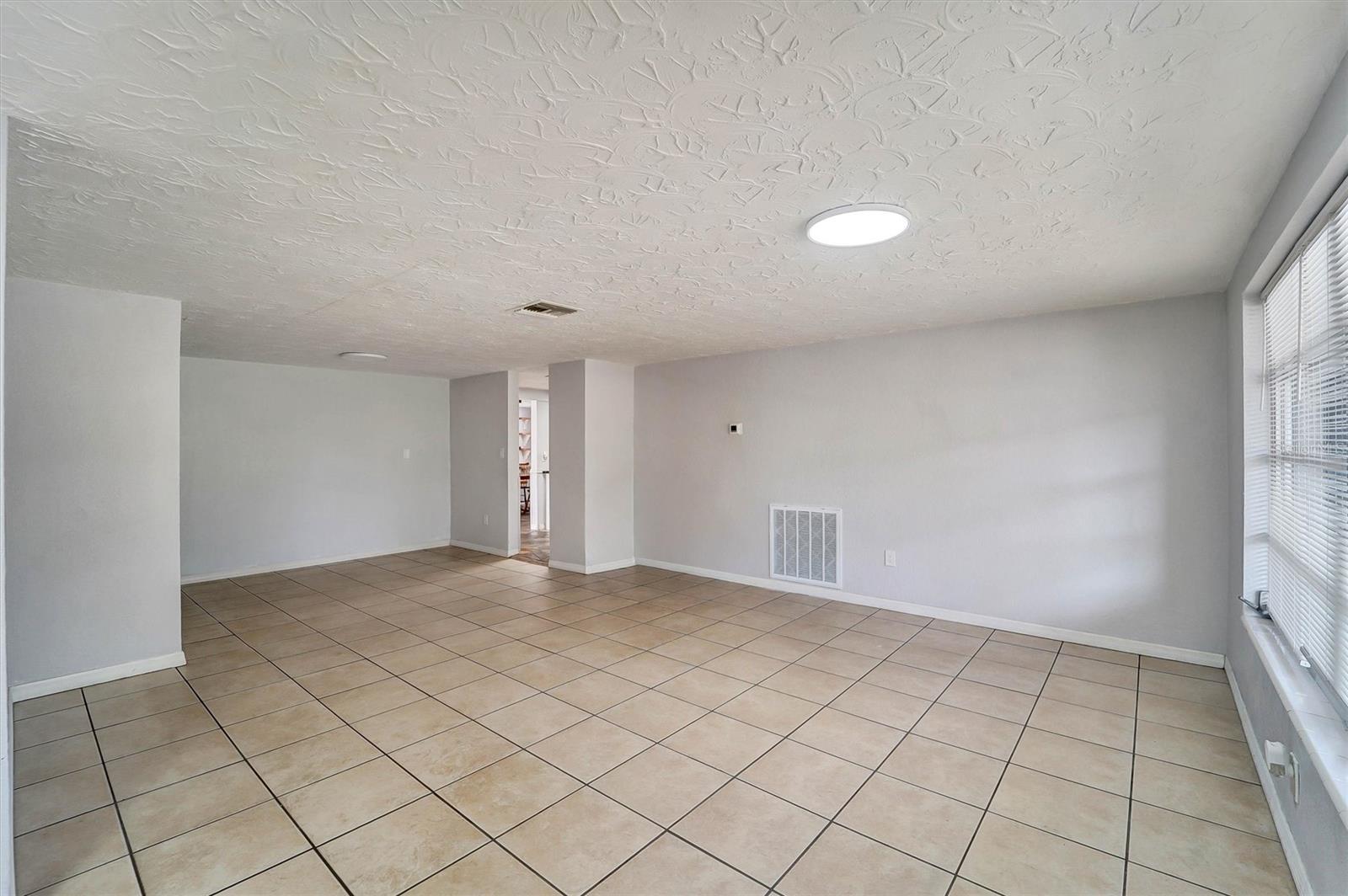 5344 Nancy Ln Property Photo 5