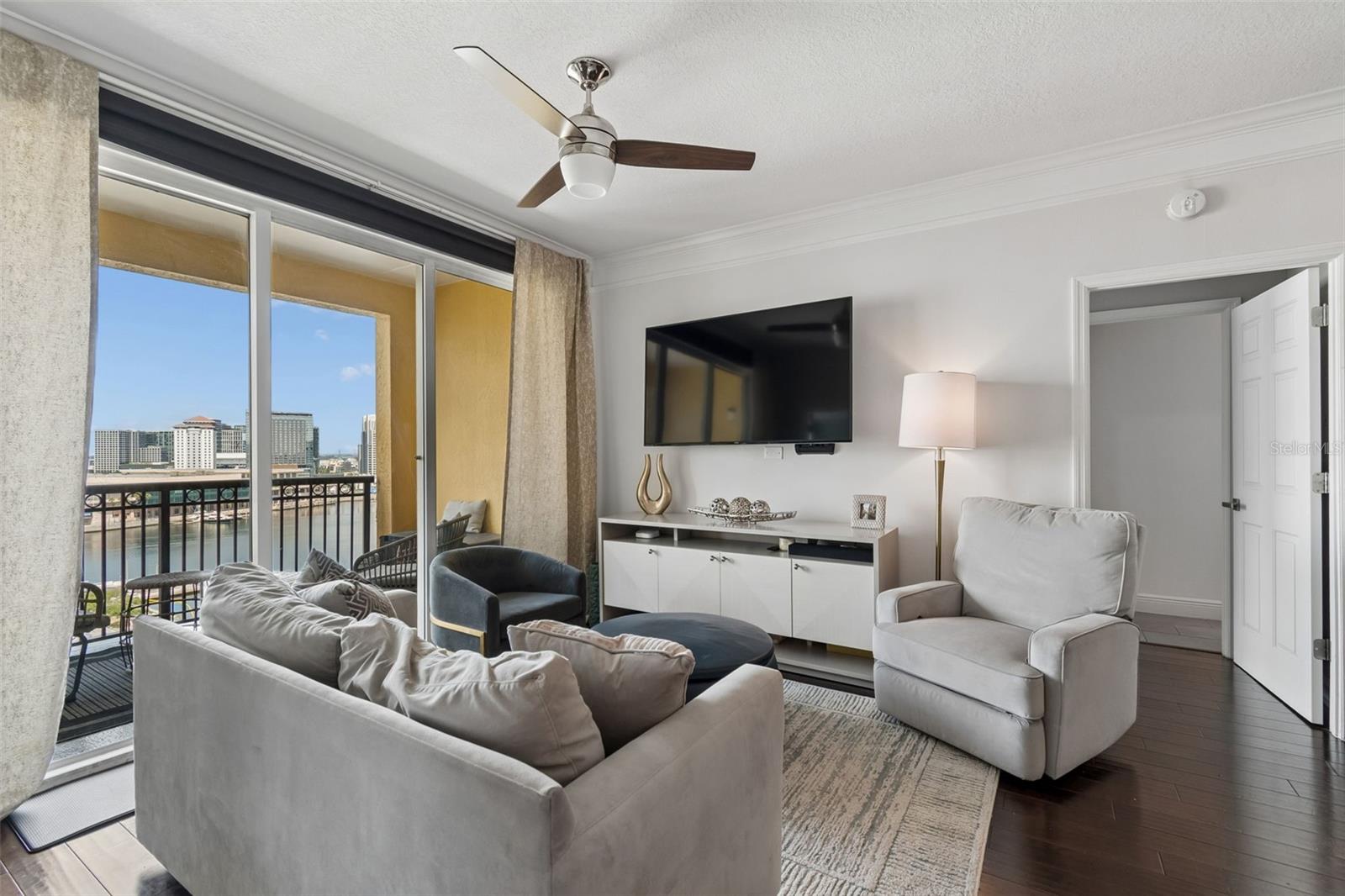 345 Bayshore Blvd #1510 Property Photo 4