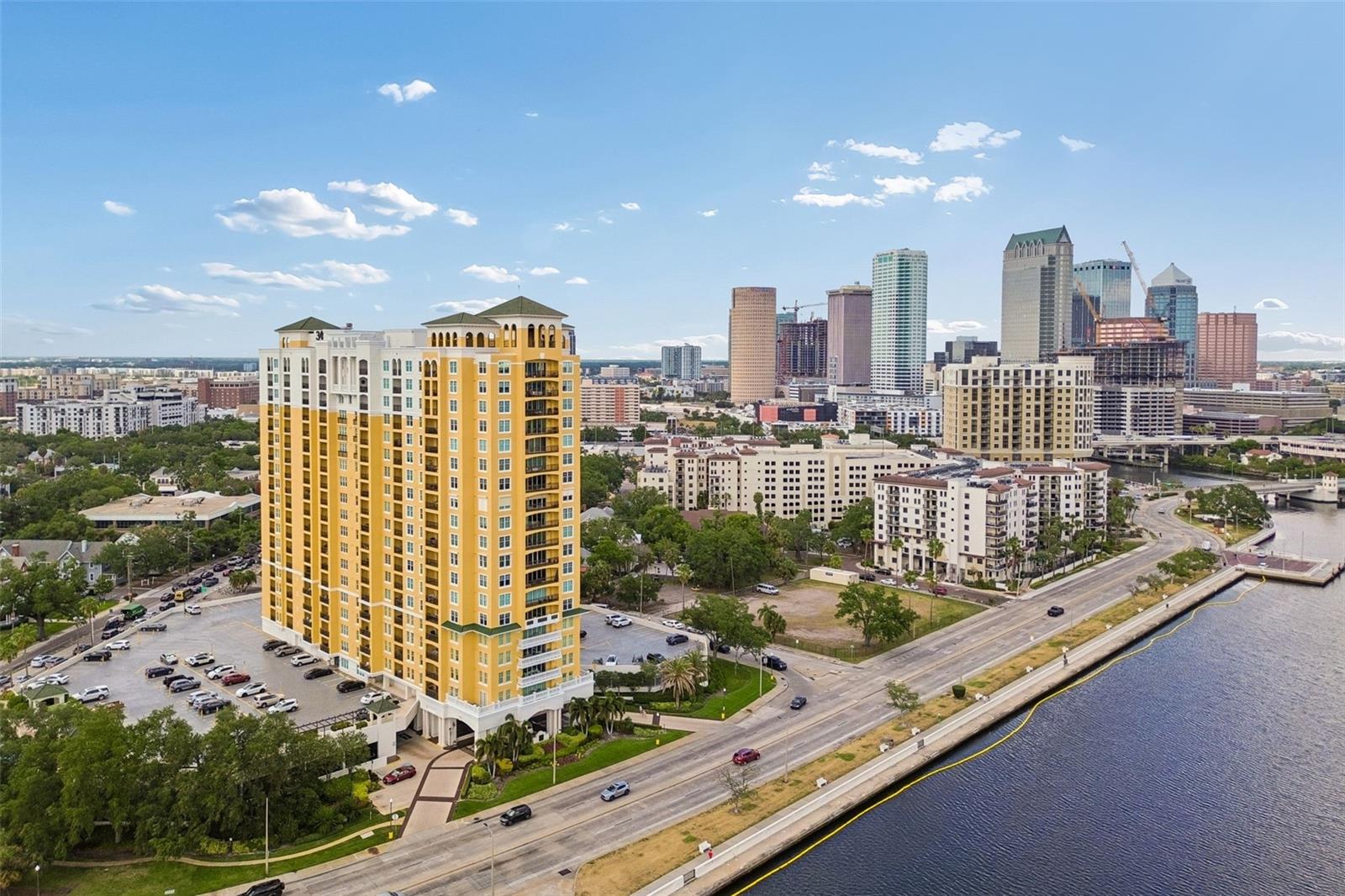 345 Bayshore Blvd #1510 Property Photo 48