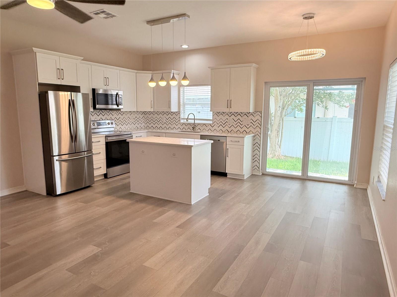 13201 Opal Ct Property Photo 7