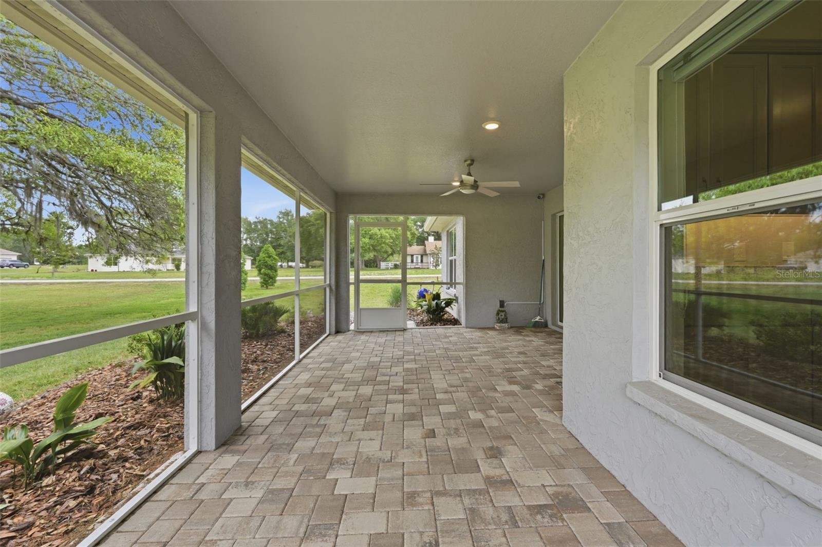 837 E Epsom Ct Property Photo 42
