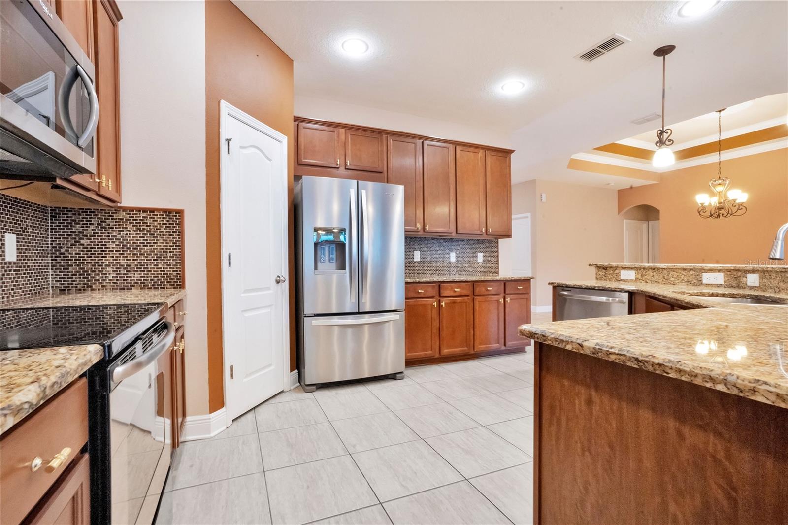 2210 Valterra Vista Way Property Photo 18