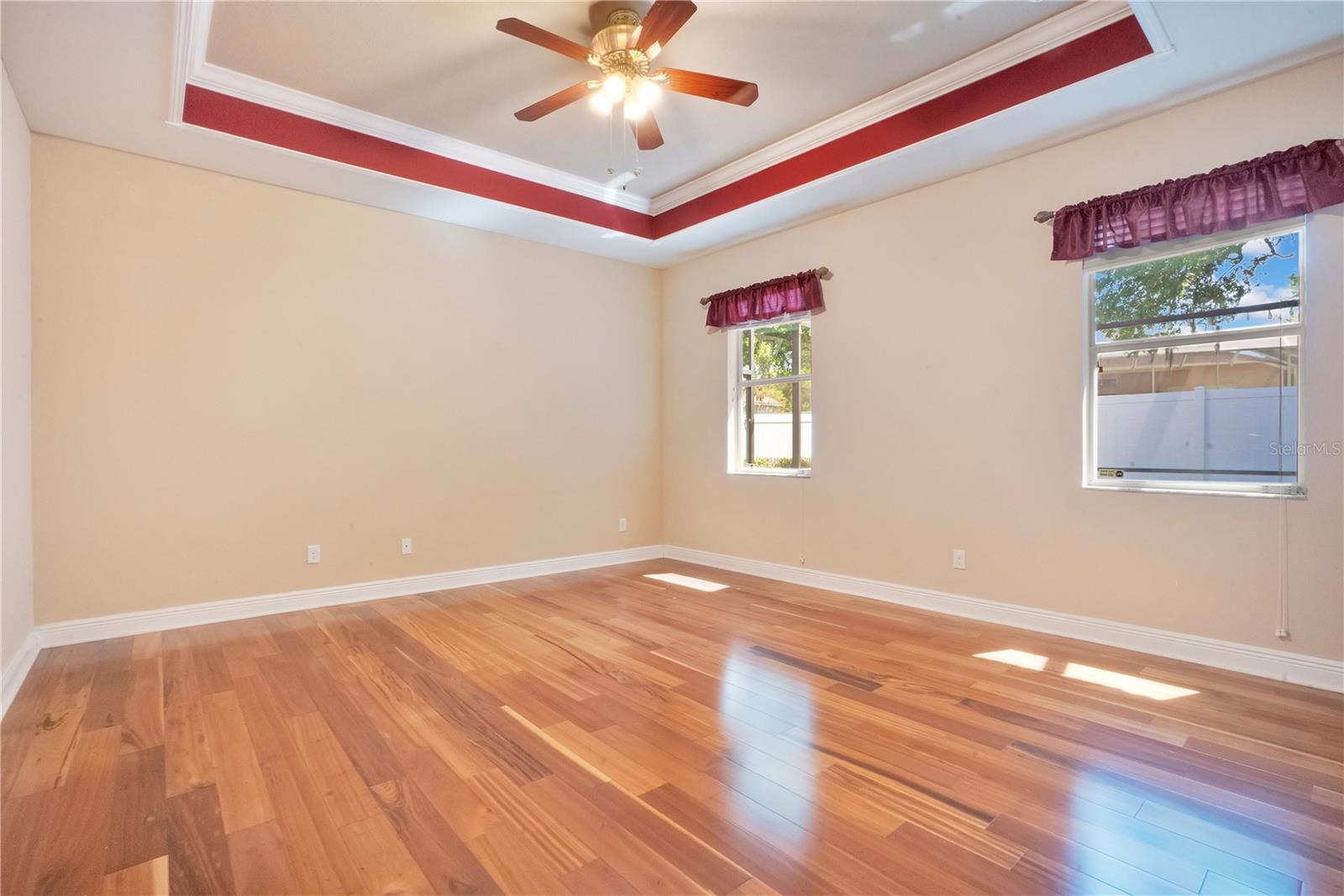 2210 Valterra Vista Way Property Photo 27