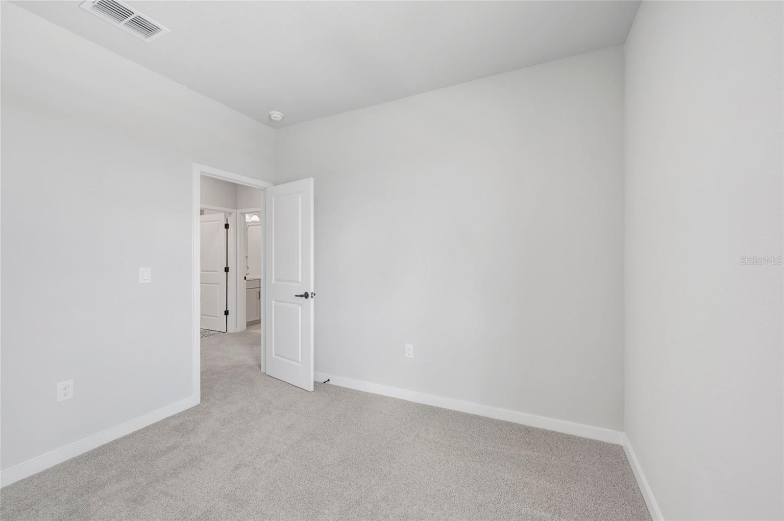 5182 Creek Sand Dr Property Photo 23