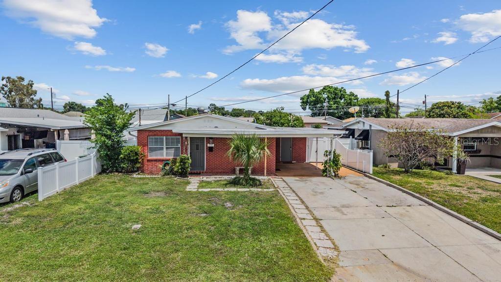 2709 W Abdella St Property Photo 2