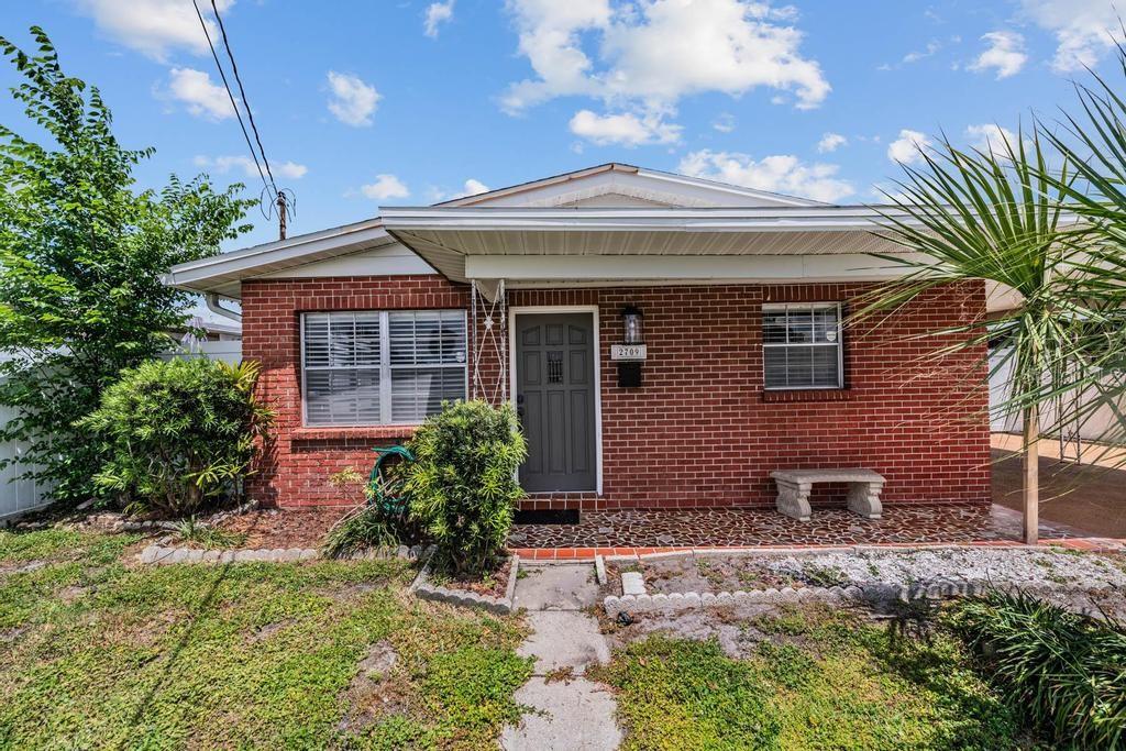 2709 W Abdella St Property Photo 4