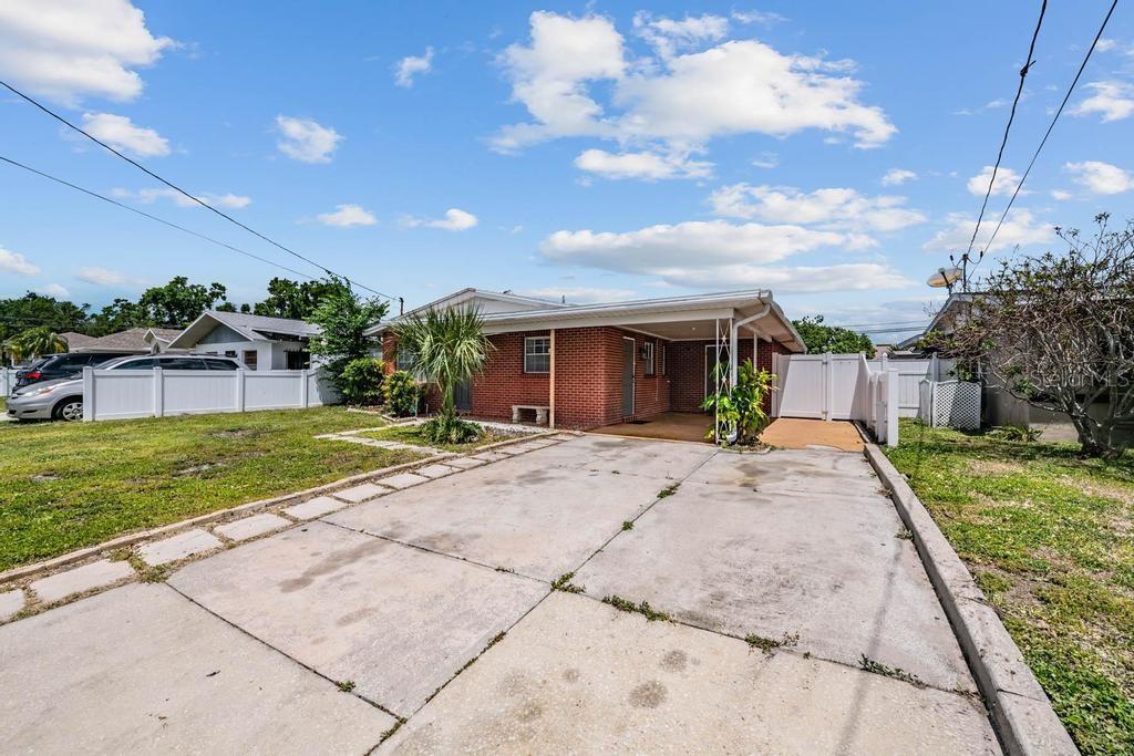 2709 W Abdella St Property Photo 5