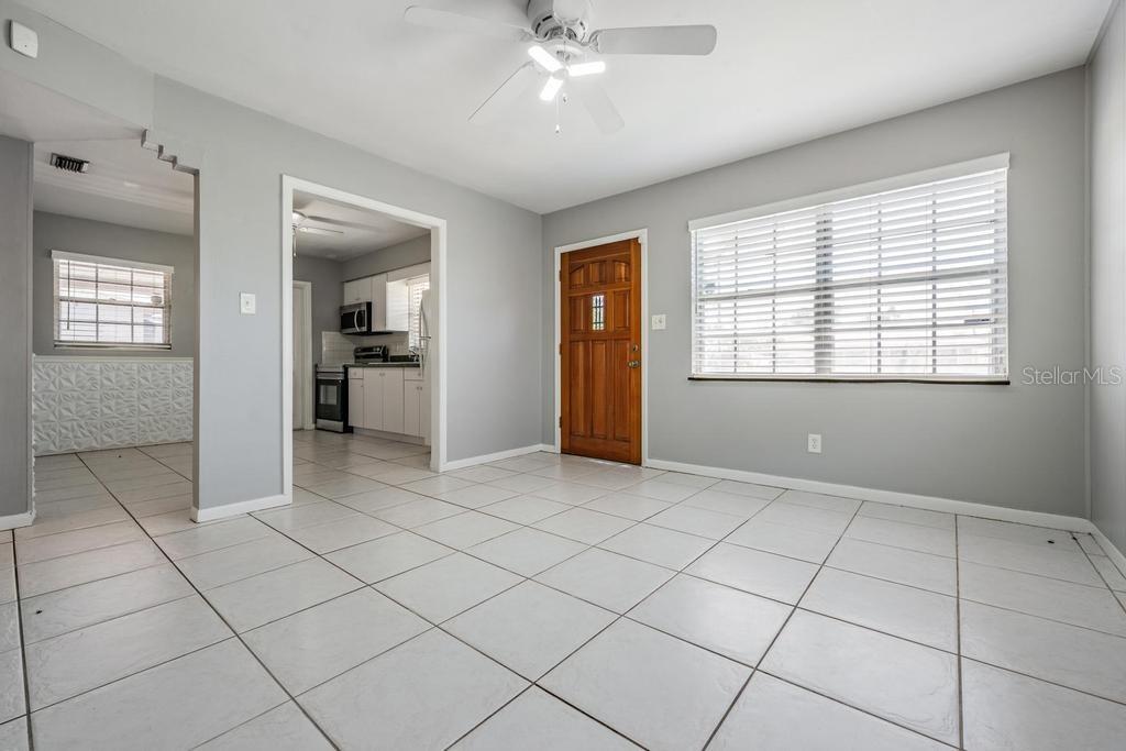 2709 W Abdella St Property Photo 8