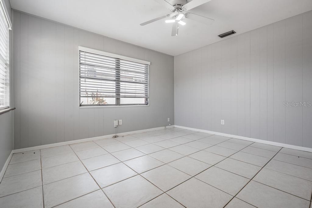 2709 W Abdella St Property Photo 9