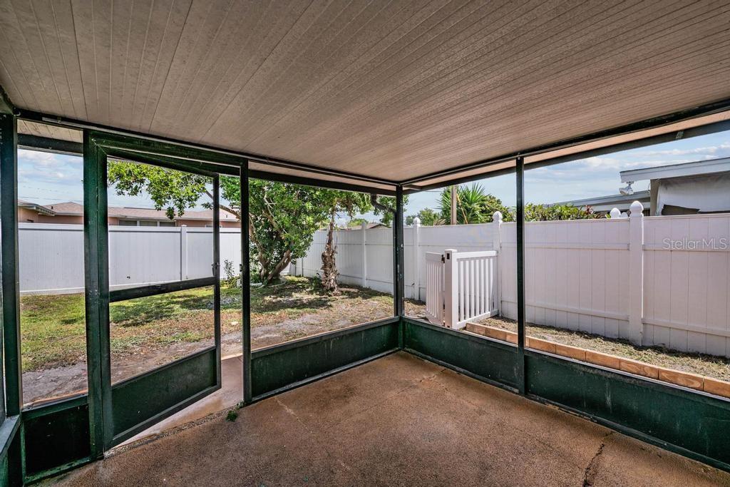 2709 W Abdella St Property Photo 21