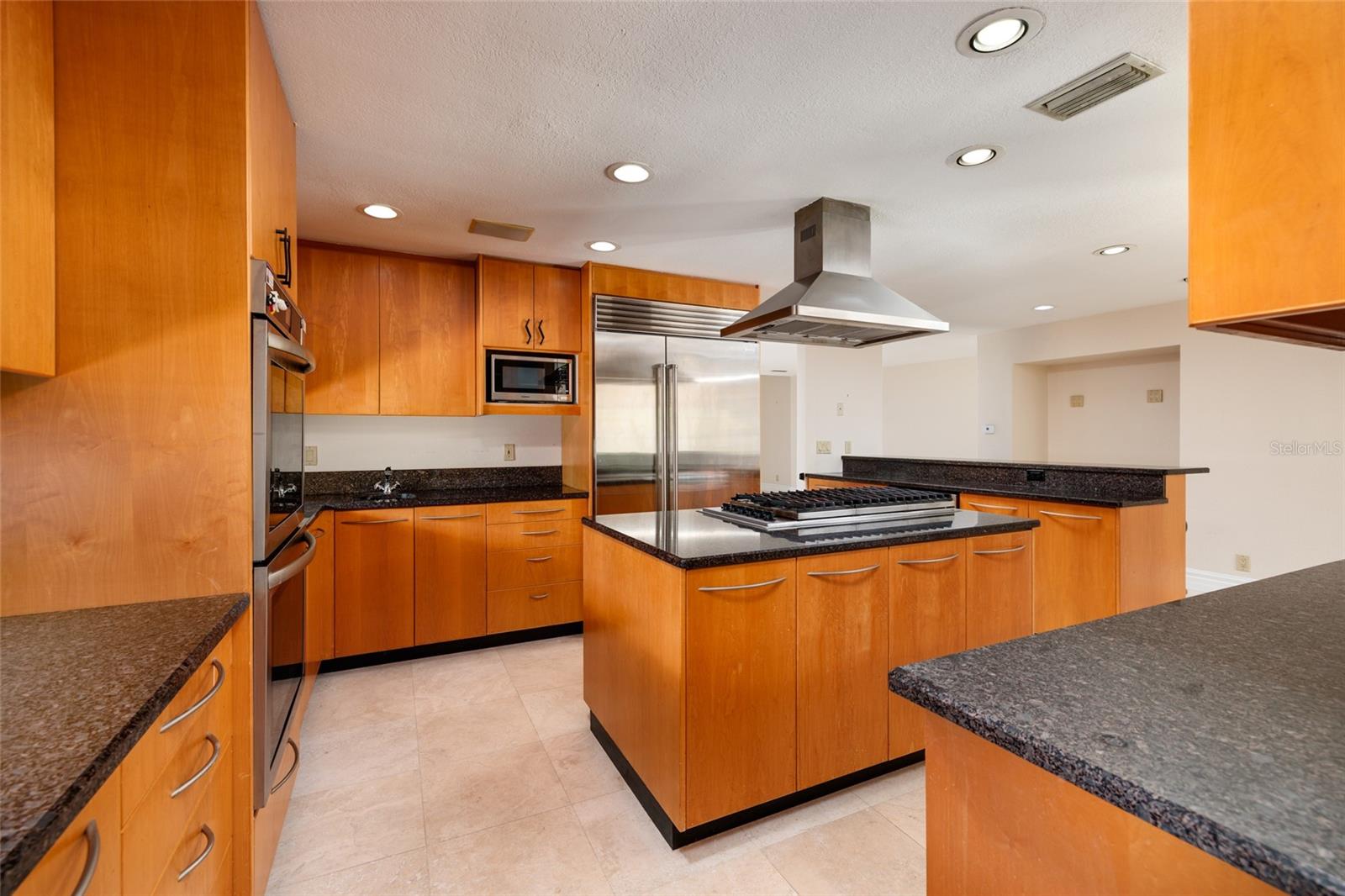 300 Brightwaters Blvd Ne Property Photo 17