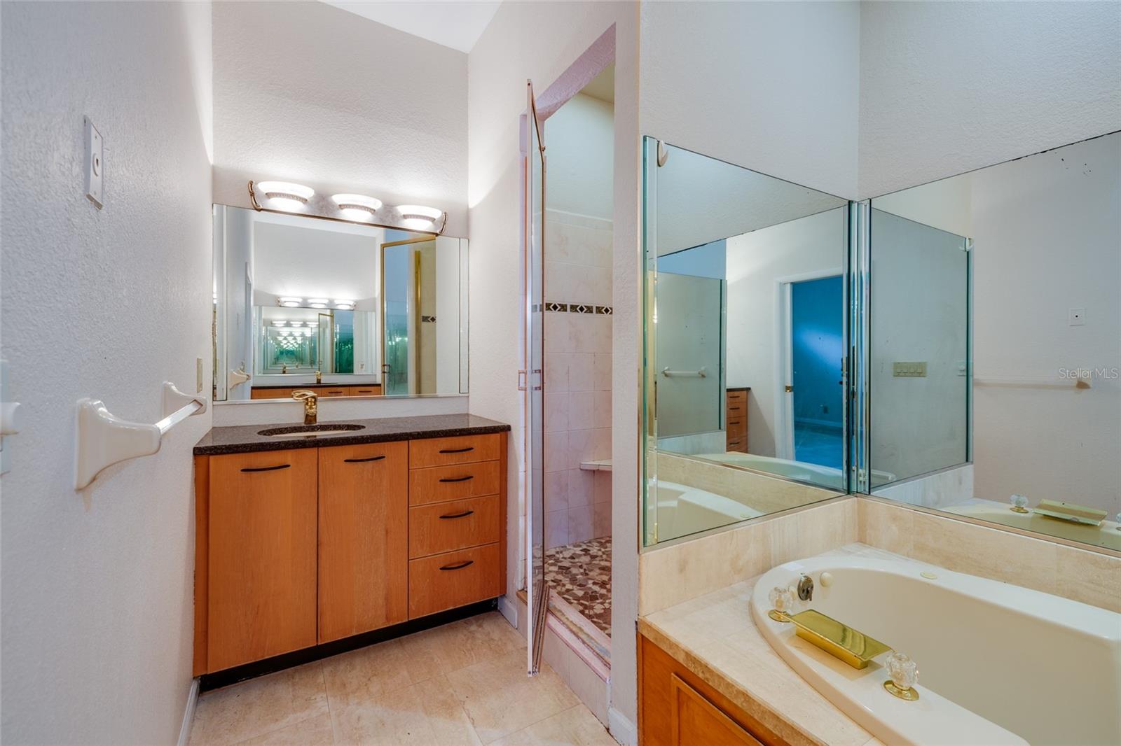 300 Brightwaters Blvd Ne Property Photo 27