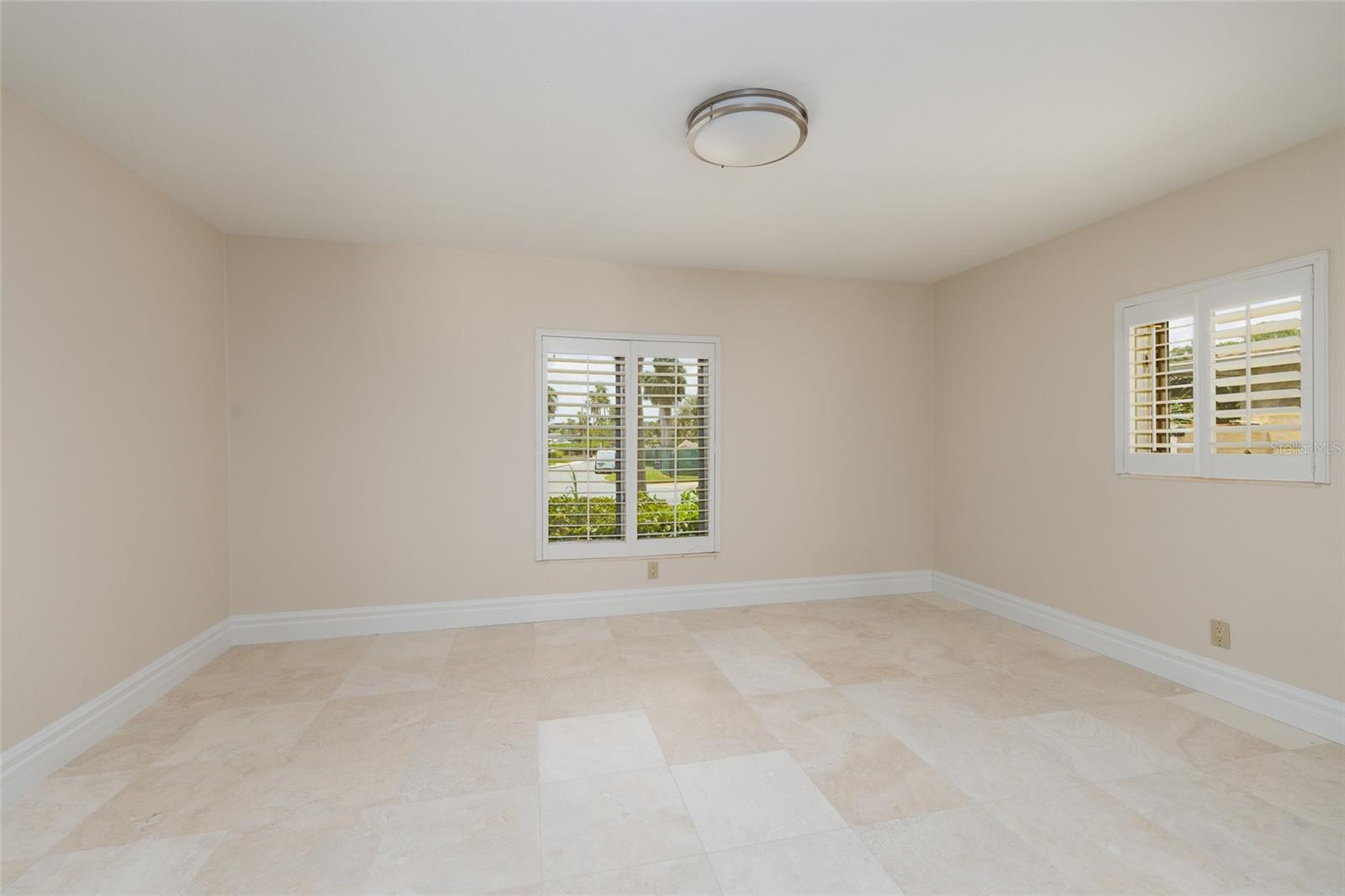 300 Brightwaters Blvd Ne Property Photo 32