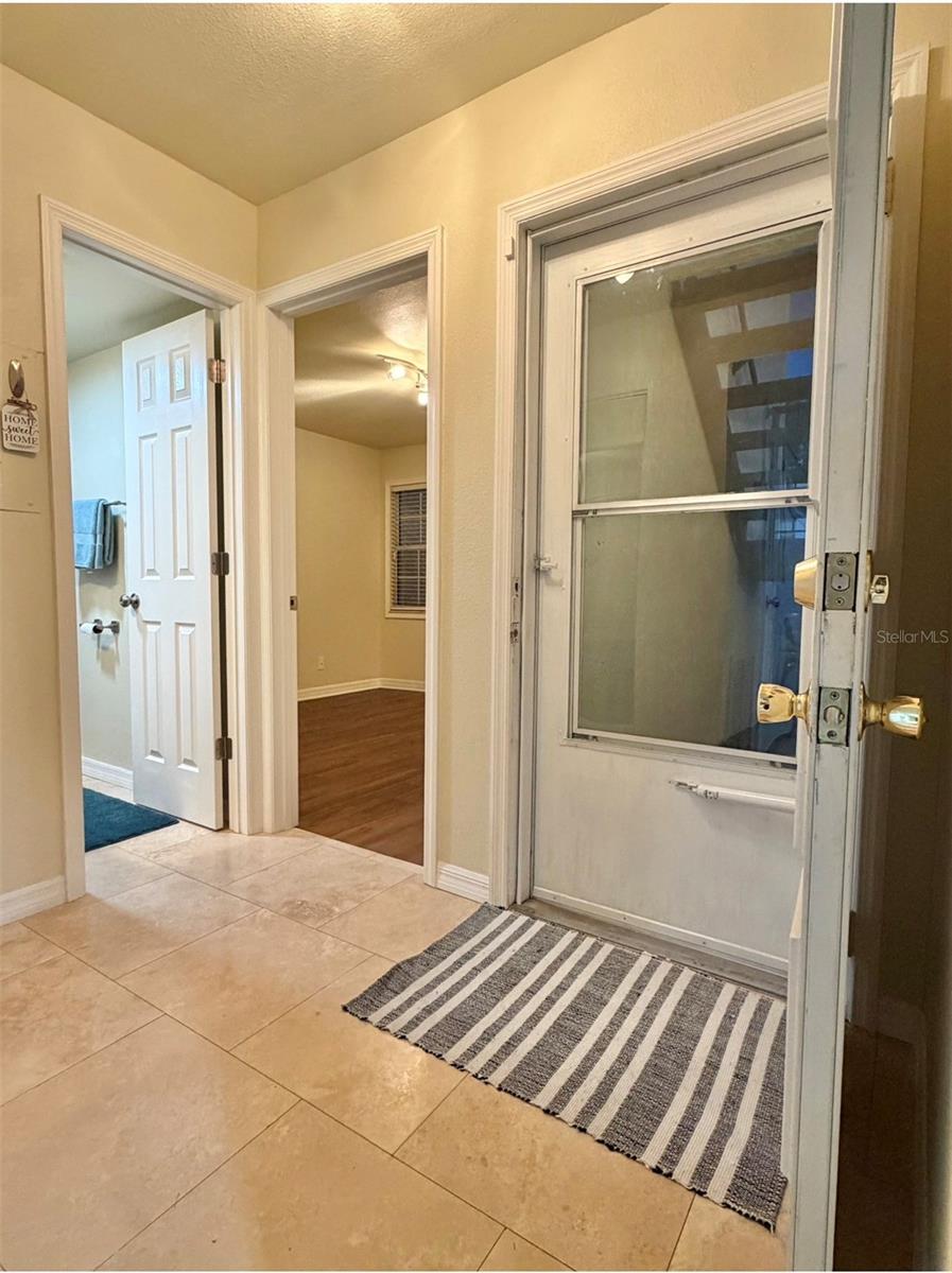 3815 N Oak Dr #g71 Property Photo 3