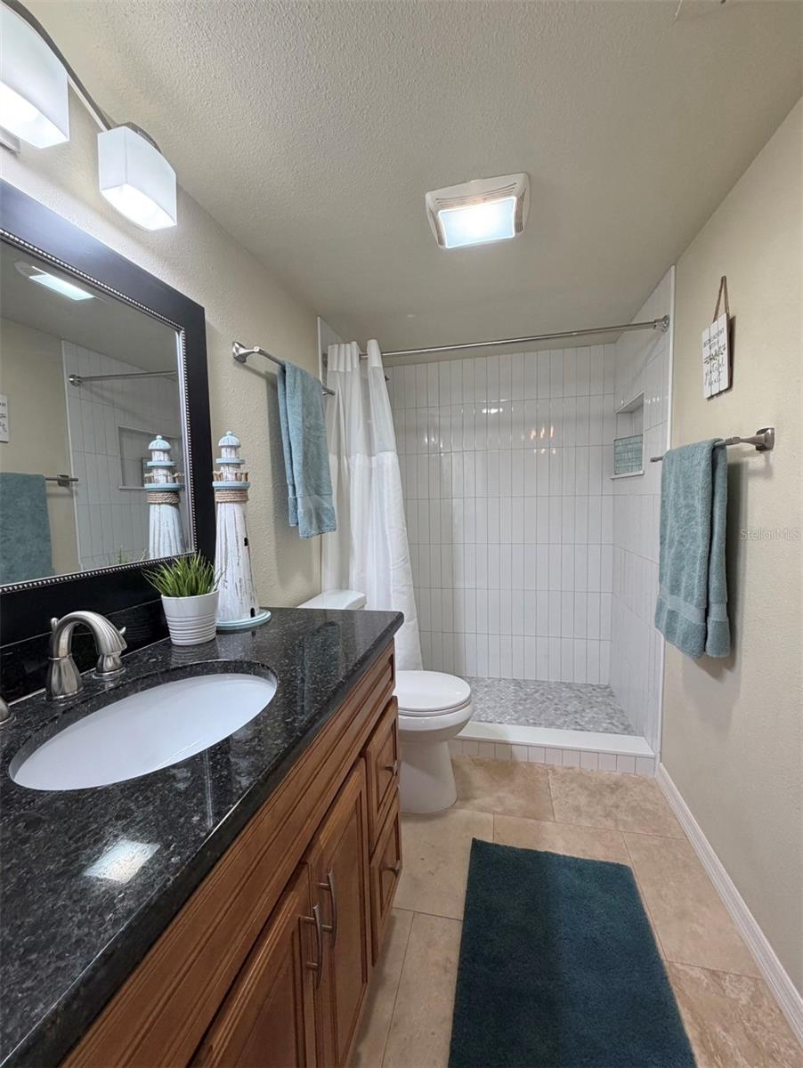 3815 N Oak Dr #g71 Property Photo 27