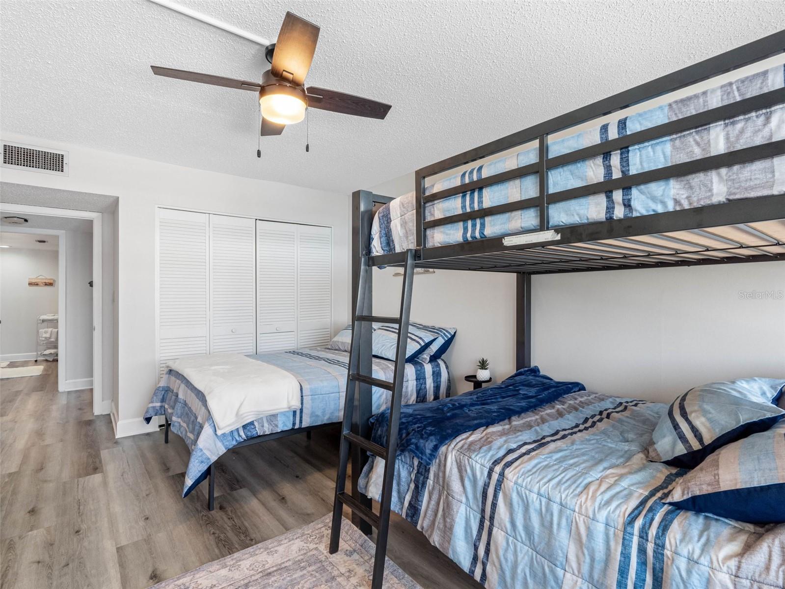 1460 Gulf Blvd #308 Property Photo 32