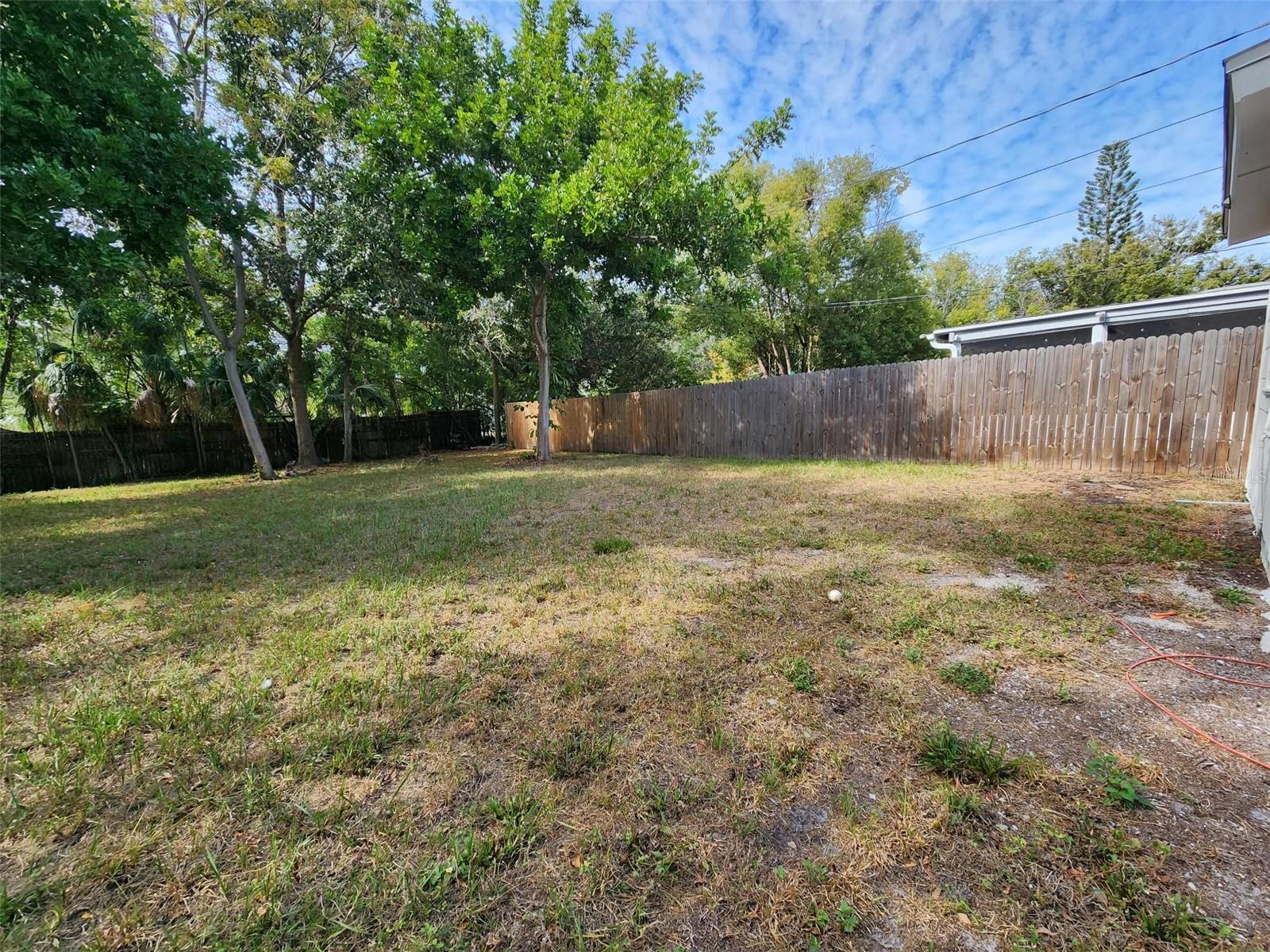 618 S Crest Ave Property Photo 18