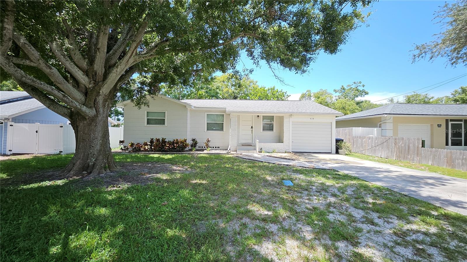 618 S Crest Ave Property Photo 19