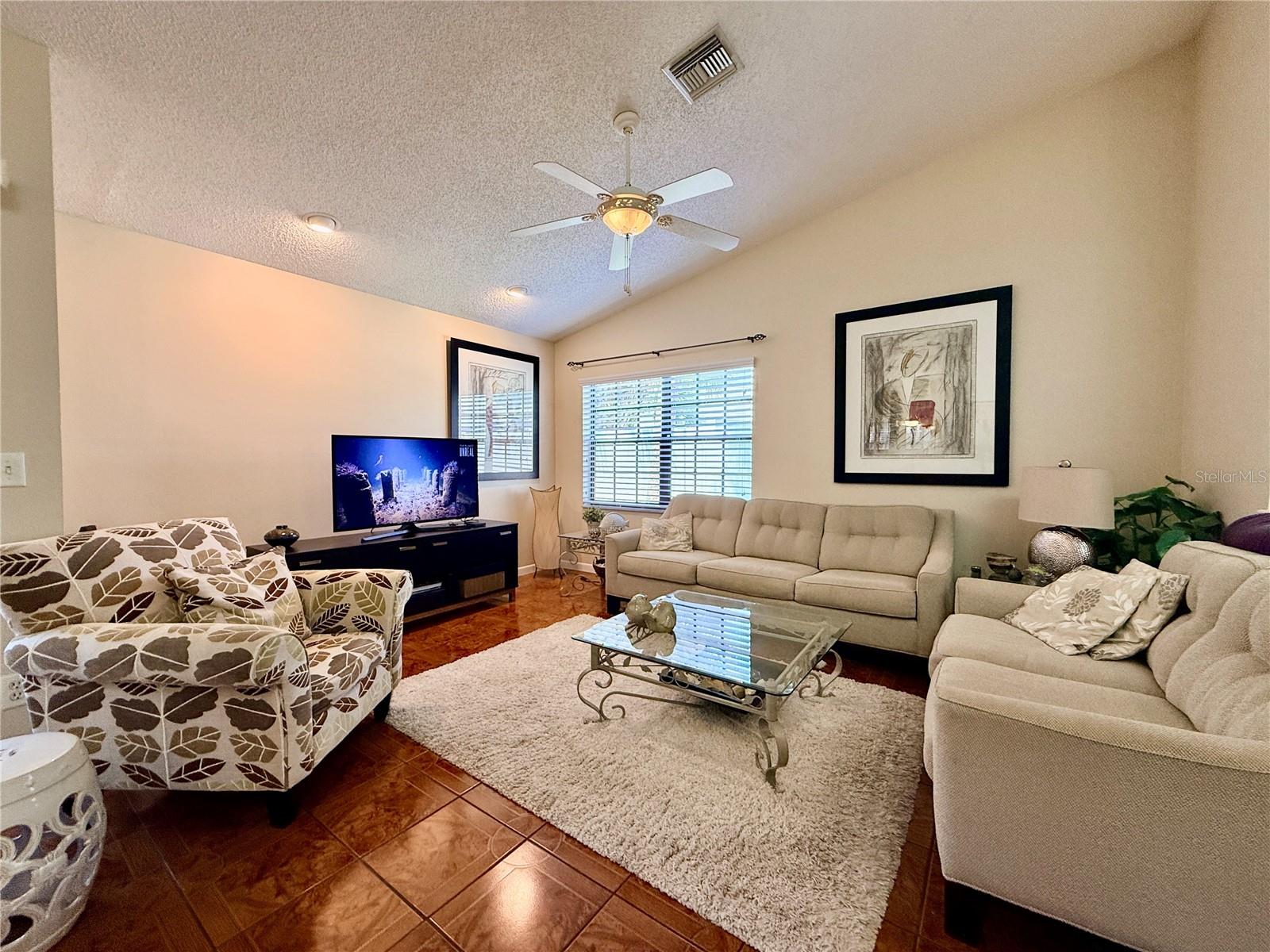 2749 Countryside Blvd #14 Property Photo 5