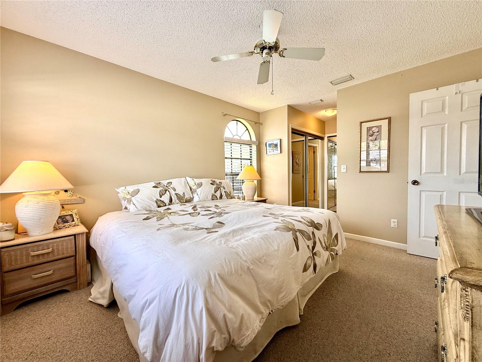 2749 Countryside Blvd #14 Property Photo 12
