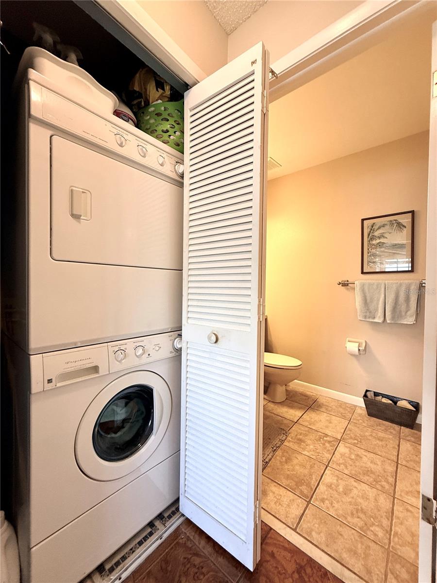 2749 Countryside Blvd #14 Property Photo 16