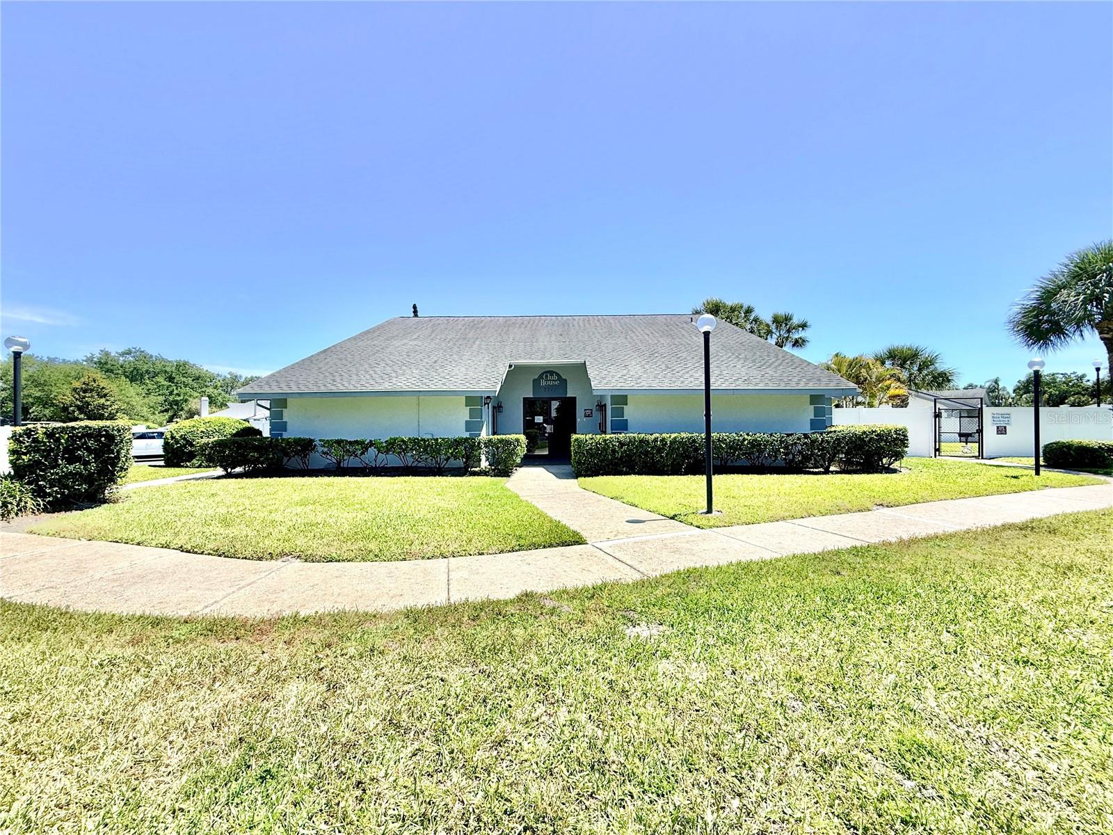 2749 Countryside Blvd #14 Property Photo 34