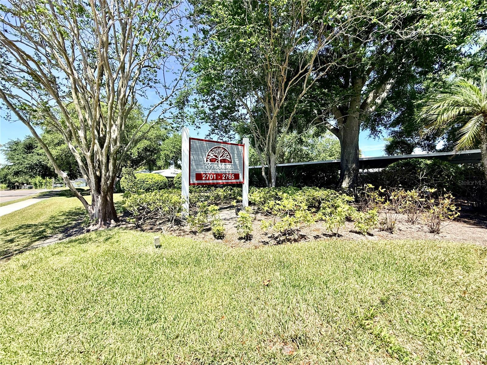 2749 Countryside Blvd #14 Property Photo 39