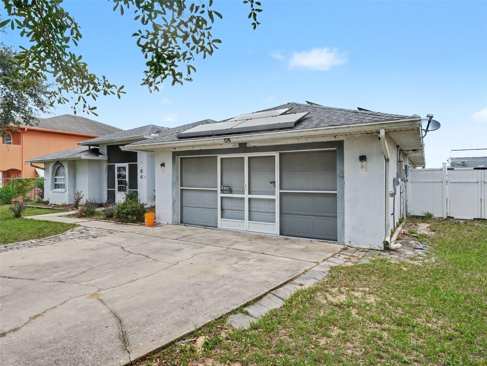 1464 Bluff Loop Property Photo 3