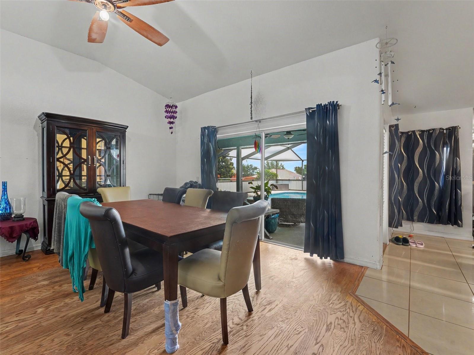 1464 Bluff Loop Property Photo 8
