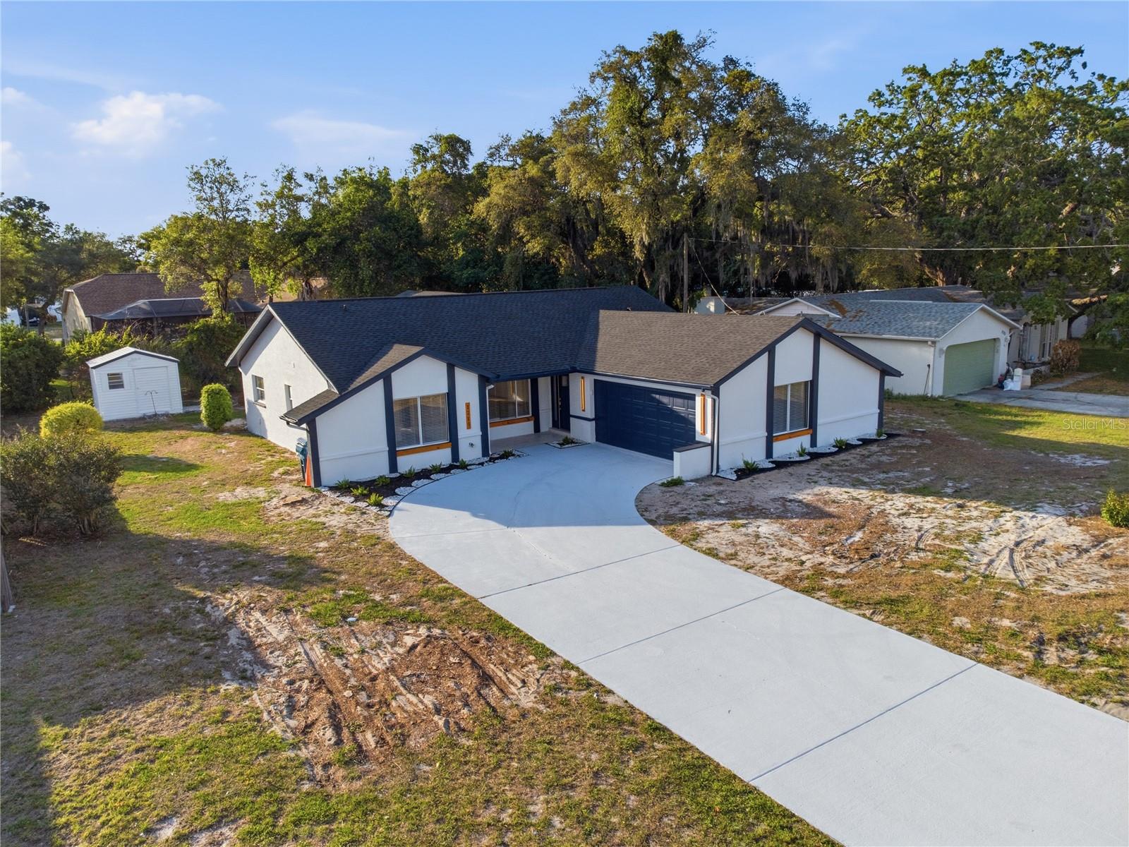 1215 Waterfall Dr Property Photo 48