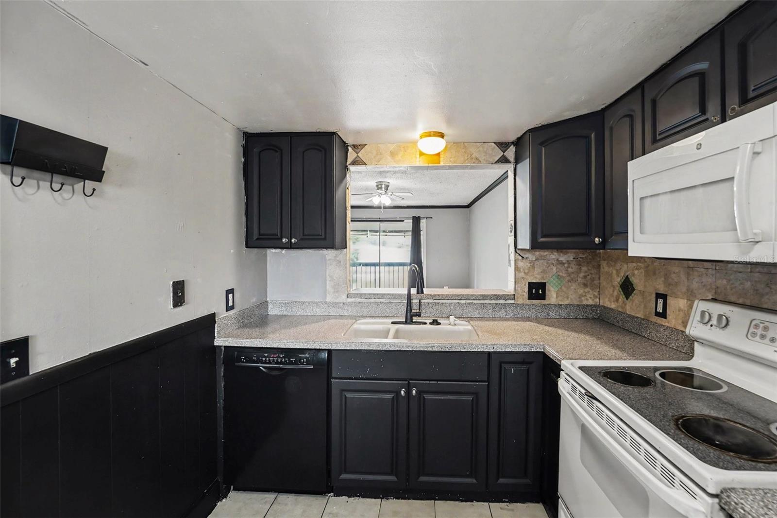 6308 Newtown Cir #c4 Property Photo 8