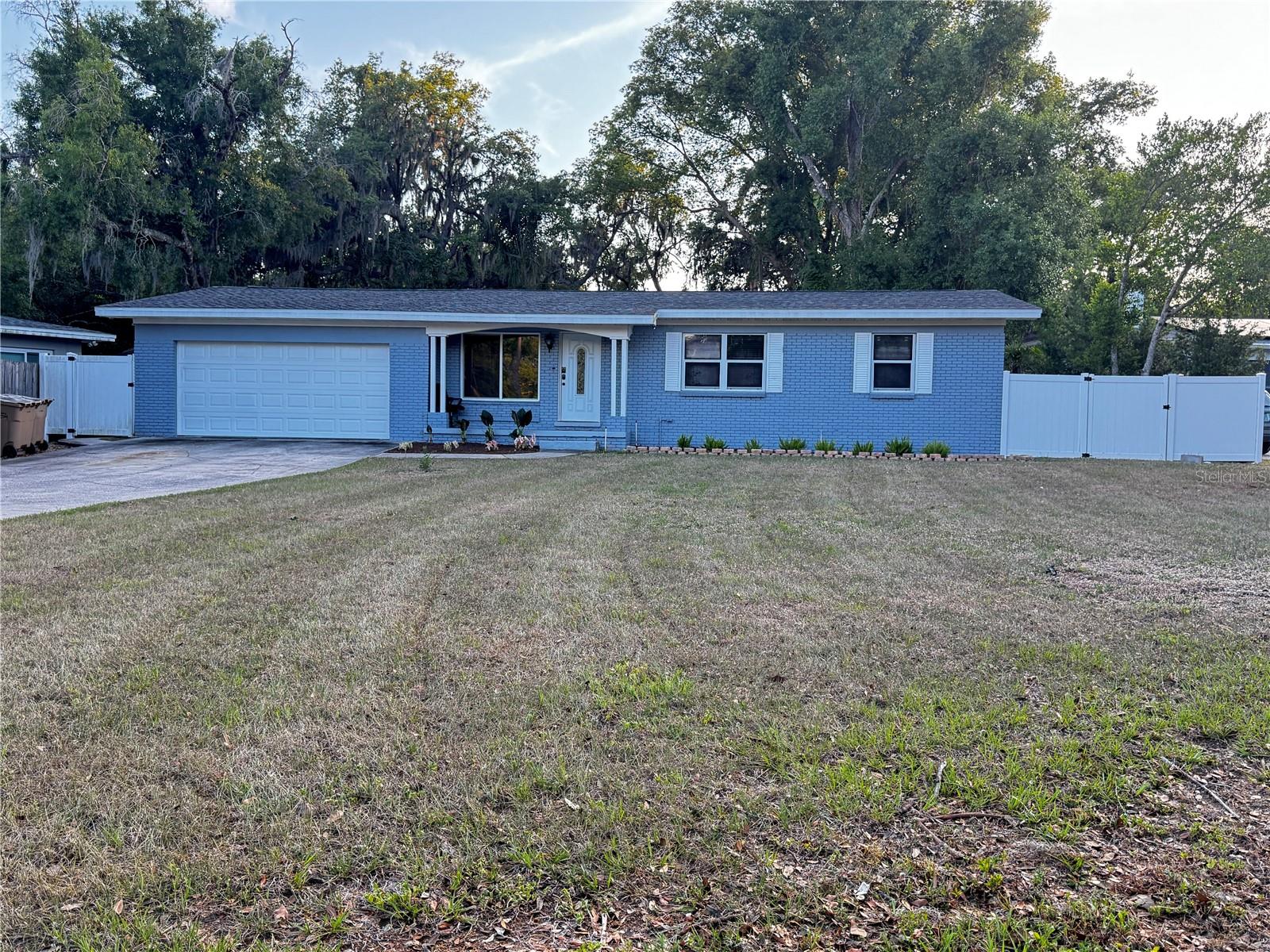 309 Belle Claire Pl Property Photo 1
