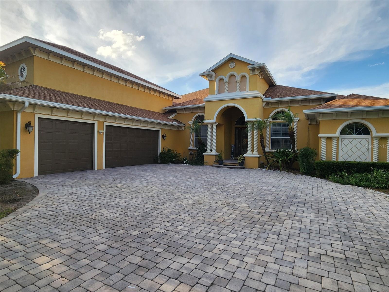 2656 Wyndsor Oaks Way Property Photo 2