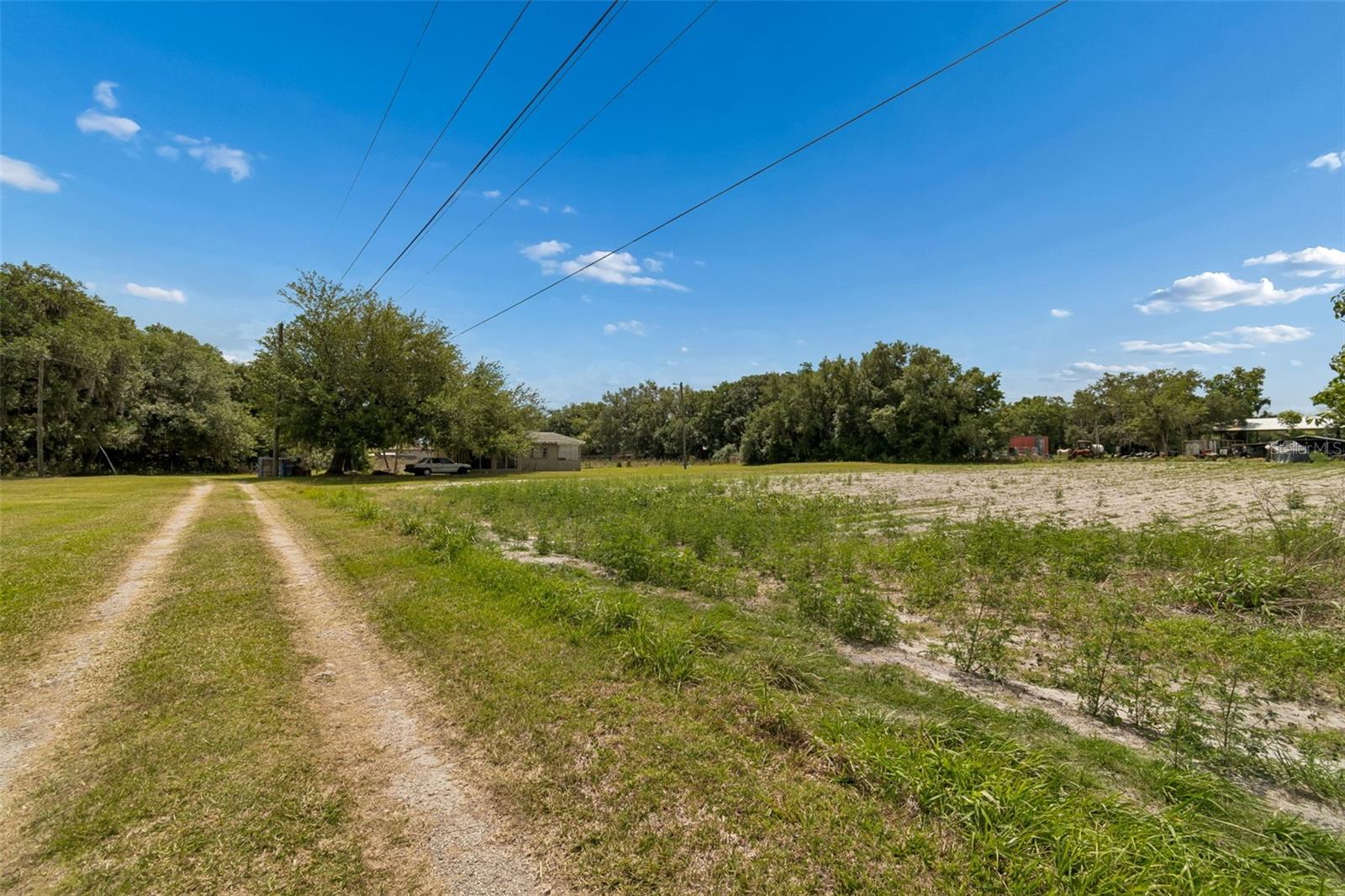 2413 Ed Brown Ln Property Photo 27
