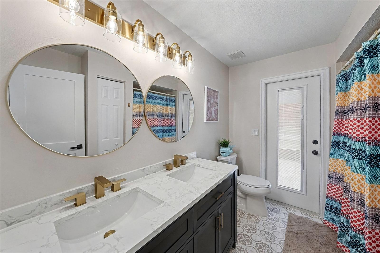 11325 Glenmont Dr Property Photo 15
