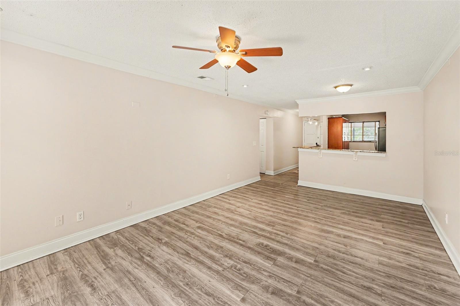 6334 Newtown Cir #34b3 Property Photo 3